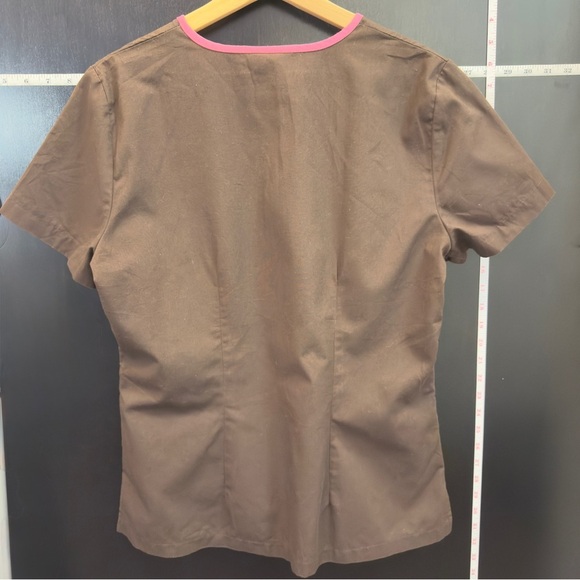 Izzy Brown Scrub Set with Pink Trim - Picture 6 of 10